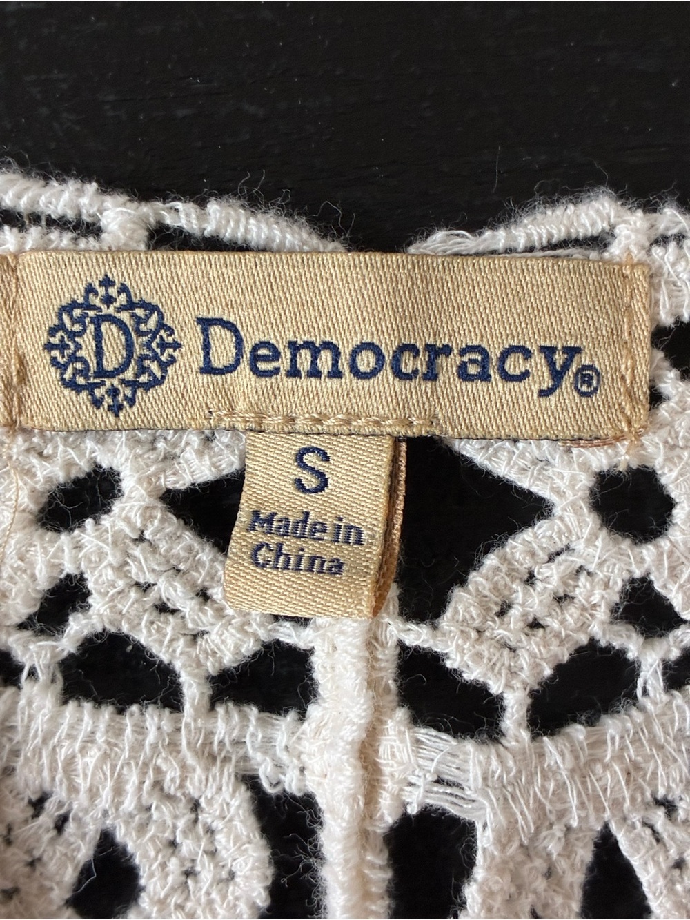 Democracy Boho Crochet Trim Kimono in Taupe & Cream Size Small - Picture 7 of 8